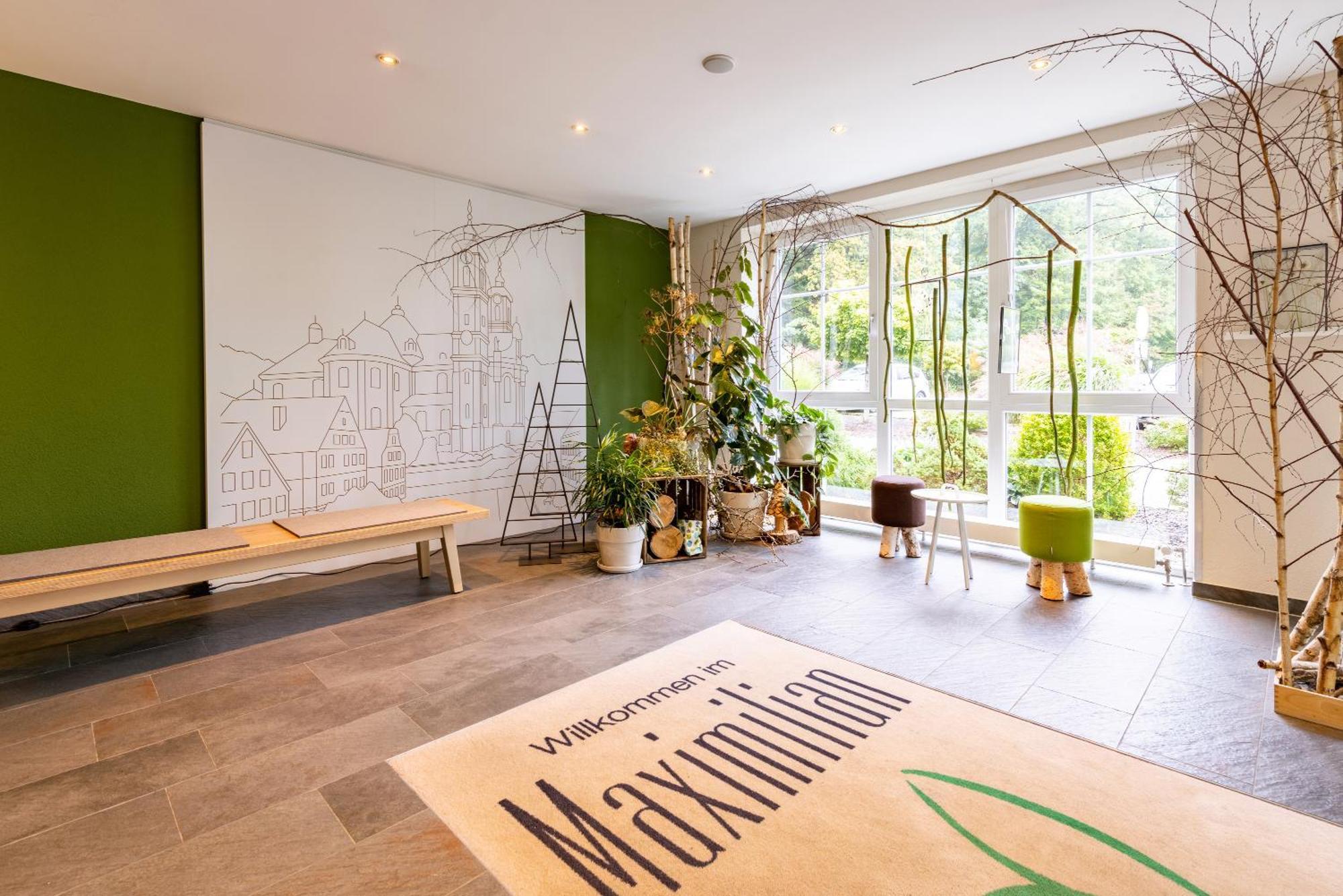 Western Parkhotel Maximilian 4*