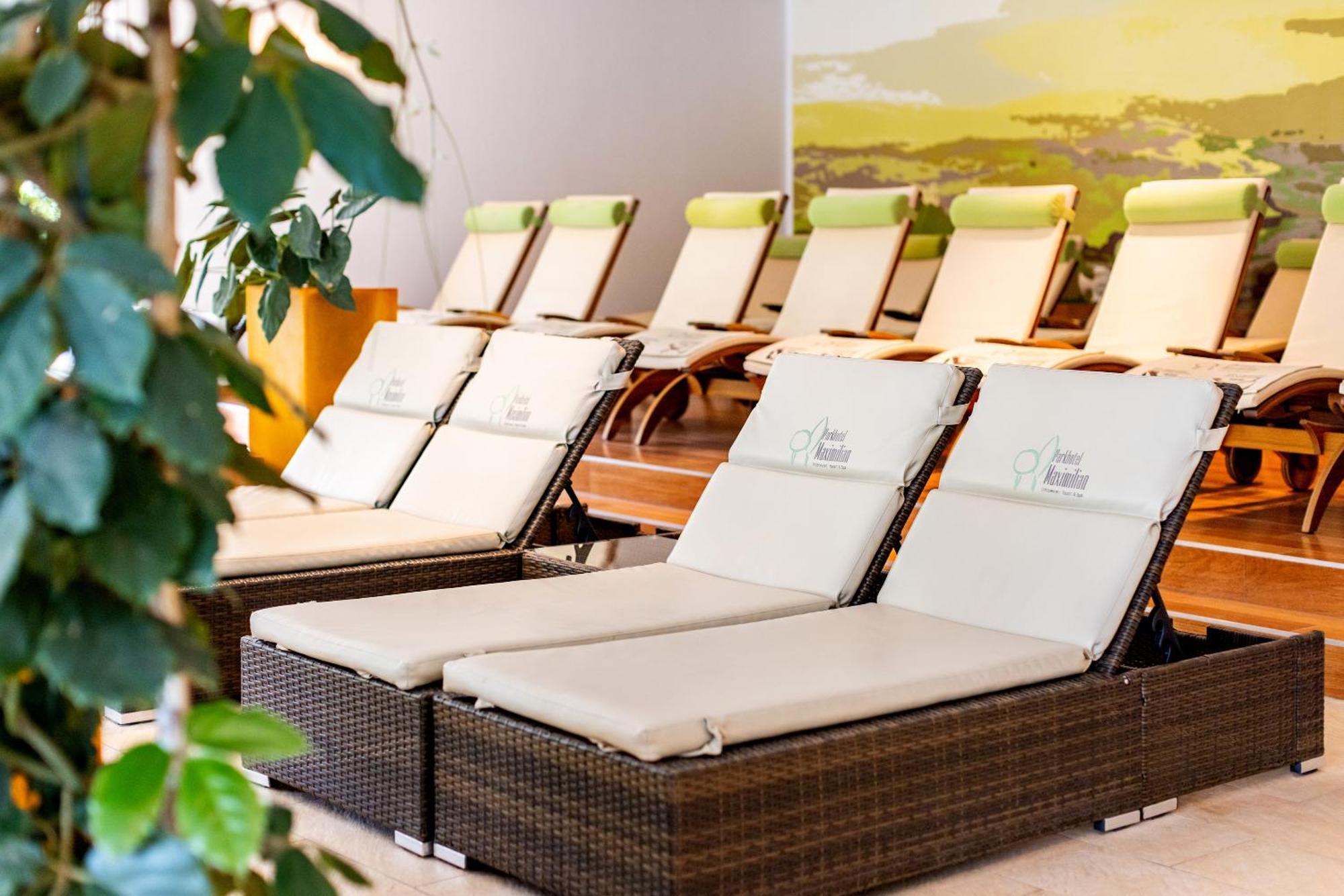 Western Parkhotel Maximilian 4*